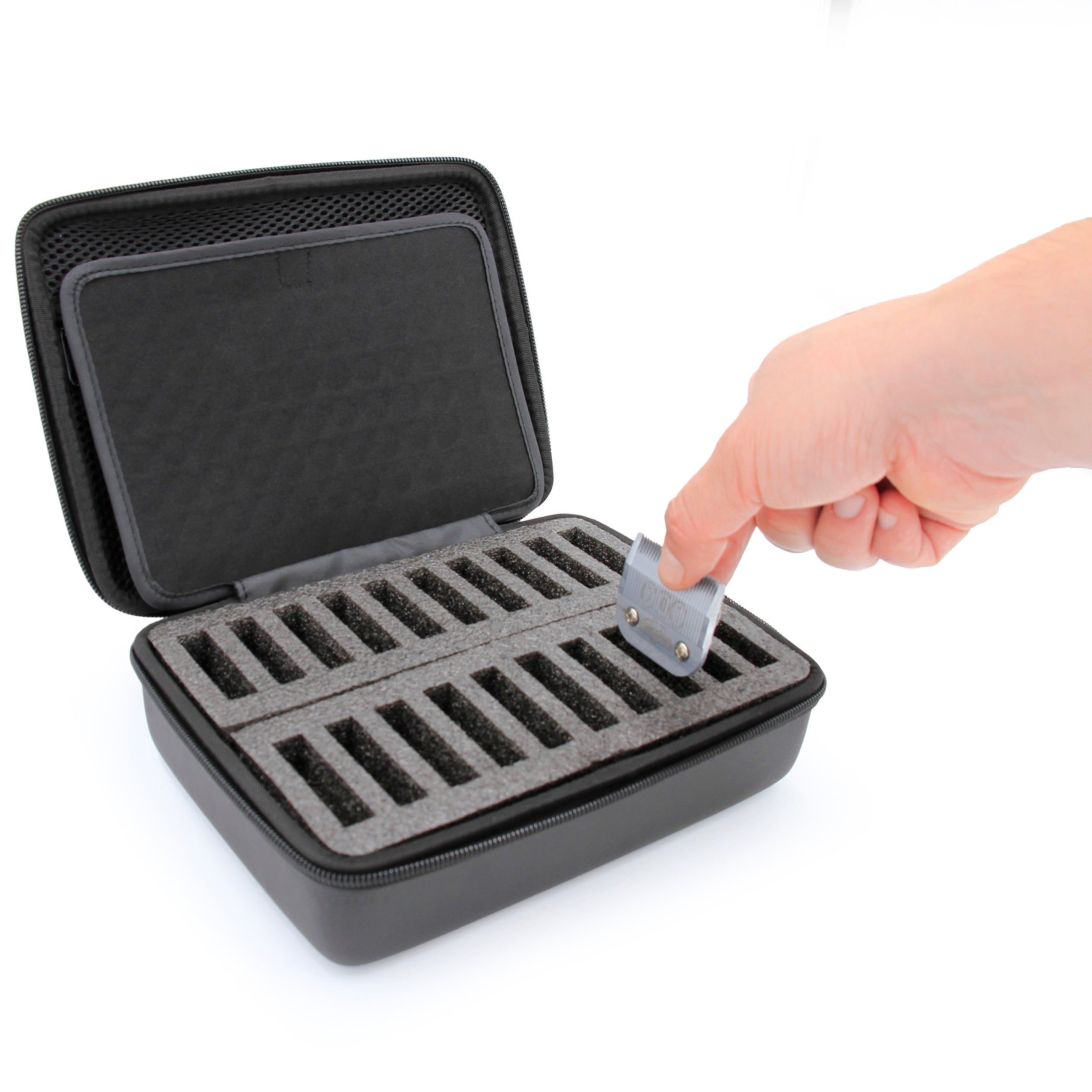 Clipper Blade Holder For 20 Blades, Hair Clipper Guard Case For Barbers or Stylist Compatible with Andis, Oster, Wahl, Babyliss Metal Guards