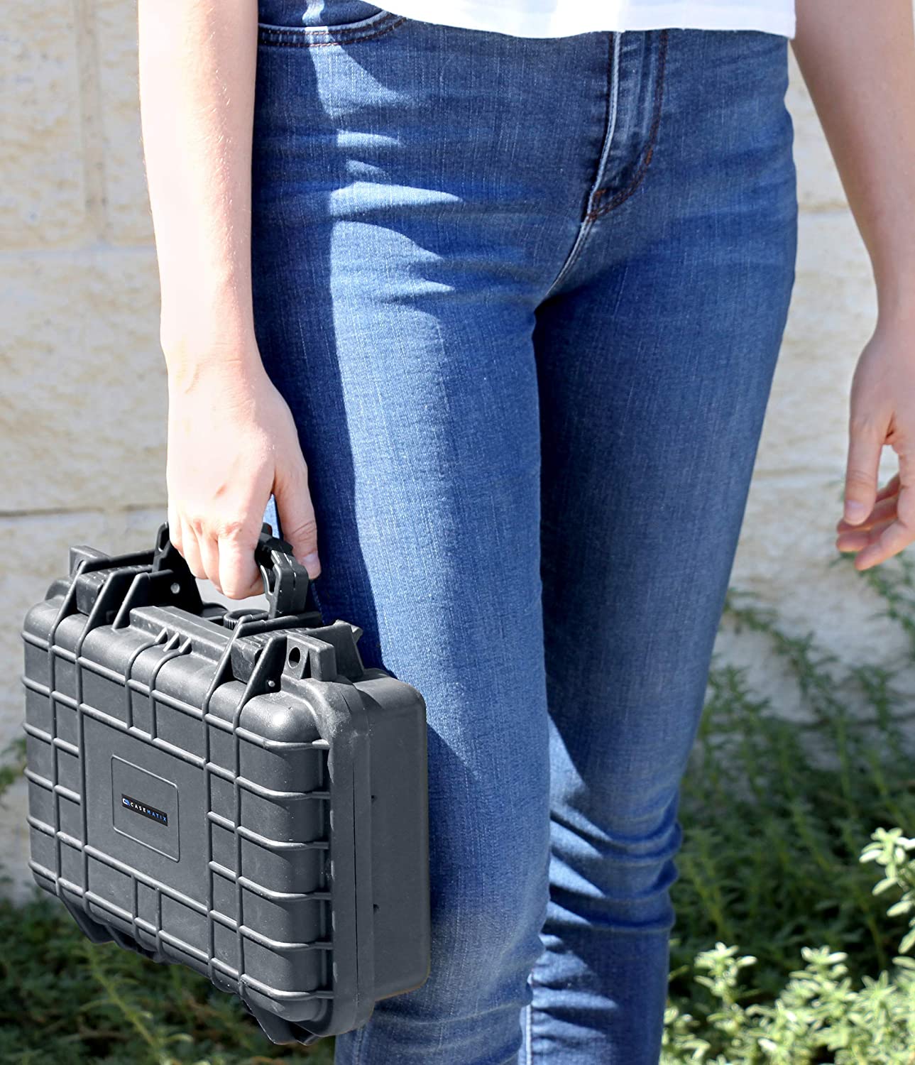 12" Microphone Case for Rode Procaster, Behringer Mic, MXL Microphones, Nady, Shure and More Broadcast Vocal Podcasting Mics up to 9"
